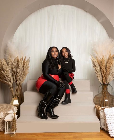 Christmas Pictures Mommy Daughter Black, Mommy Daughter Christmas Photos, Christmas Photoshoot Ideas Mom And Daughter Black, Xmas Family Photoshoot Ideas, Mommy And Me Christmas Photo Shoot Black, Mom And Daughter Christmas Photoshoot Black, Mommy And Me Holiday Photo Shoot, Christmas Pictures Mommy Daughter, Mom Daughter Christmas Pictures