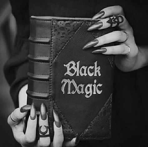 Black Magick, Witch Candles, Aesthetic Grunge Outfit, Magic Aesthetic, Gothic Aesthetic, Dark Gothic, Witch Aesthetic, Foto Art, Dark Souls