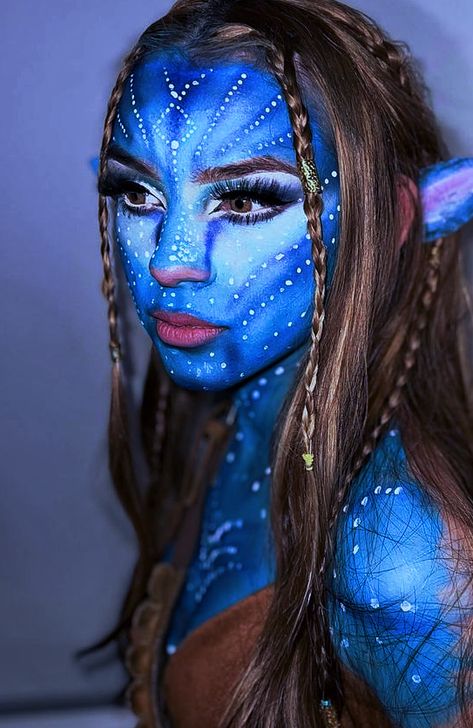 Water Avatar Makeup, Blue Avatar Makeup, Avatar Cosplay Blue, Avatar Fancy Dress, Avatar Make Up, Avatar Face Paint, Avatar Halloween Costumes, Avatar Dress, Avatar Costume