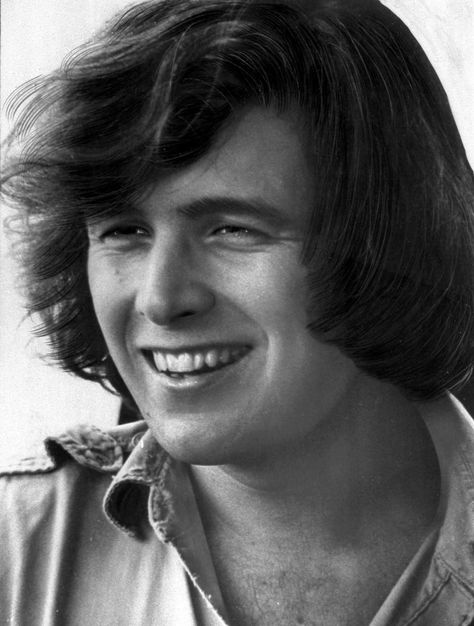 Don McLean’s ‘American Pie’ – The True Story | Best Classic Bands American Pie Lyrics, The Day The Music Died, Don Mclean, Cat Stevens, American Pie, Crop Image, Music Therapy, Tour Dates, Vincent Van