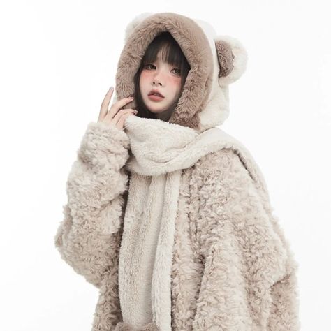 Hoodie And Scarf Outfit, Teddy Bear Scarf, Beige Winter Coat, Bear Scarf, Bear Aesthetic, Scarf Coat, Jacket Drawing, Winter Coat Outfits, Bear Beanie