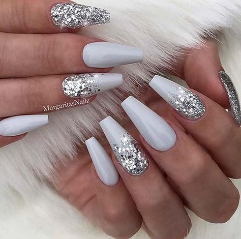 Ballerina Style Nails, Nail Art Mariage, Stars Nails, Gradient Nail Design, Wedding Nail Art Design, Nails With Glitter, Unghie Sfumate, New Nail Designs, Nail Art Wedding