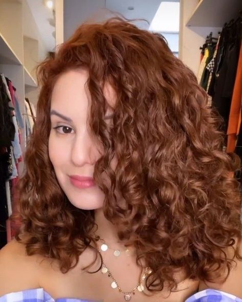 Orange Dye Over Brown Hair, Naturally Curly Auburn Hair, Brownish Red Hair Curly, Brownish Red Curly Hair, Auburn Hair Curly, Copper Highlights On Brown Hair Curly, Copper Brown Curly Hair, Red Brown Curly Hair, Brownish Ginger Hair