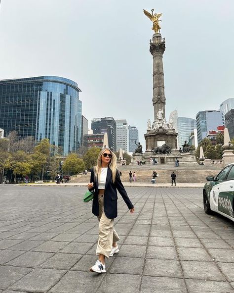 Mexico Df Outfit Ideas, Mexico City Picture Ideas, Cdmx Outfit Ideas, Mexico City Photo Ideas, Ciudad De Mexico Outfit Ideas, Outfits For Mexico City, Mexico Photo Ideas, Mexico City Outfit Ideas, Mexico City Outfit