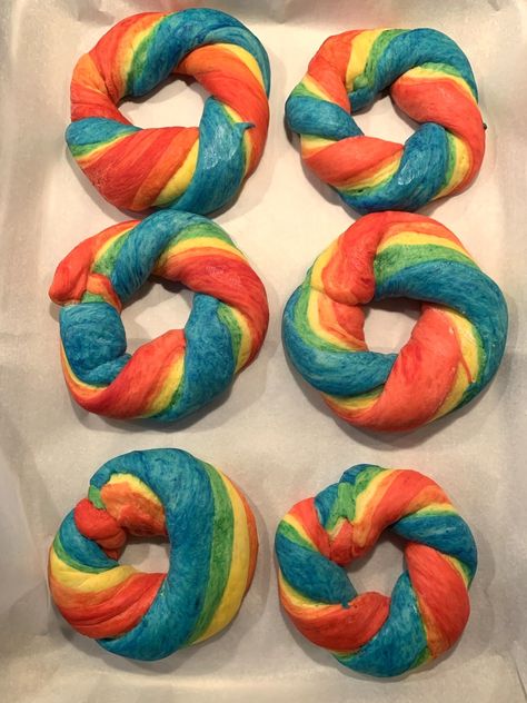 How to Make Colorful Rainbow Bagels! | Fab Food Flavors Egg Bagels, Rainbow Bagel, Rainbow Bagels, Egg Bagel, Food Flavors, Colorful Food, Paul Hollywood, Bagel Recipe, Baking Company