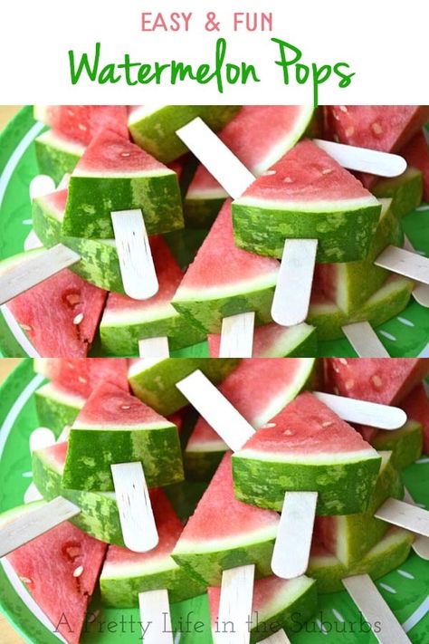 Make these cute and easy Watermelon Pops for summer! Just watermelon and popsicle sticks! Watermelon Pops, Bbq Birthday, Watermelon Birthday Parties, Decorações Com Comidas, Birthday Bbq, Watermelon Party, Fiesta Tropical, Watermelon Birthday, Baby Shower Bbq