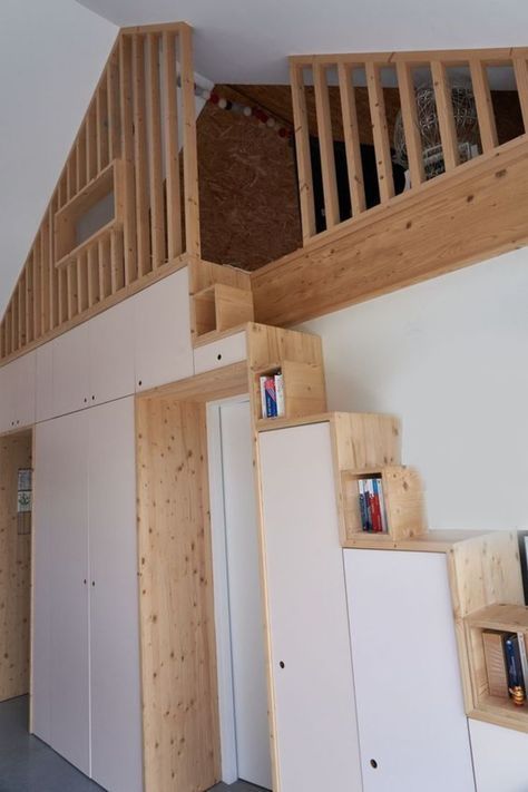 44 Unique Tiny House Stairs Ideas, Tips and Designs Tiny House Loft Stairs Ideas, Small Loft Apartment Studio Apt Tiny Spaces, Tiny House Storage Stairs, House Stairs Ideas, Tiny Loft Ideas, Tiny House Loft Stairs Storage, Tiny House Loft Stairs, Tiny House Stairs Ideas, Tiny Home Loft Stairs