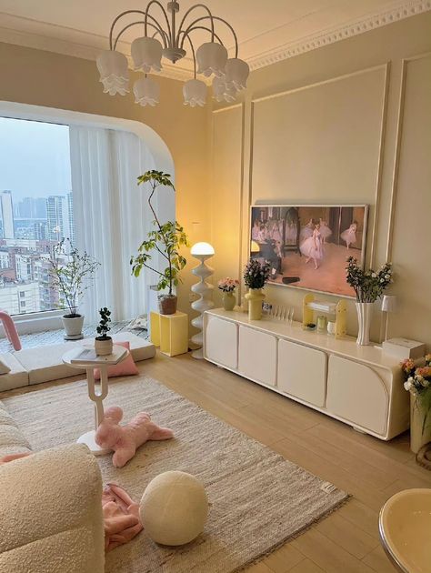 Korean Aesthetic Interior, Kpop Living Room, Korean Style Living Room, South Korea Apartment, Korean Living Room, Minimalist Condo, Korean House Interior, Korean Apartment Interior, Korean Home Decor