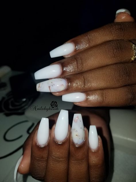 Milky white milk bath nails Marshmallow Nails Design, Milk Bath Nails Acrylic, Milk White Nails, Acrylic Nails Bling, Milk Bath Nails, Bath Nails, Happy Hobbies, White Short Nails, Milk Nails