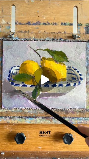 Clare Bowen Art - Plein Air on Instagram: "Lemons step by step painting process, it’s surprising how few brush strokes you need to make it look lemony! 🍋 I hope you’ve had a good & restful few days. 💛 8x10” oil on linen board ‘Italian Lemons in Ceramic Dish’ * * #lemons #lemonpainting #italianlemon #citrus #lemon🍋 #stilllifepainter #stilllifepainting #stilllfe #penzance #cornwall #interiordesign #newlyn #artist #christmas2023 #oilpainting #cornishart #impressionistart #🍋 #allaprima #painting #paintings #fineart #instaart #artlover #🎨 #paintingfromlife #newyear2023 #happynewyear2023 @rosemarybrushes #clarebowenartiststilllife" Paintings Of Lemons Still Life, How To Paint Lemons, Clare Bowen Artist, How To Paint Lemons Acrylic, How To Paint Flowers With Acrylic Paint, Oil Pastel Lemon, Food Painting Acrylic, Allaprima Painting, Oil Painting Step By Step