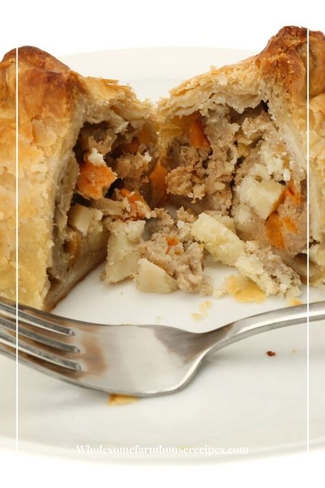 Michigan Pasties Recipes Upper Peninsula, How To Make Pasties, Easy Pasties Recipes Michigan, Ground Beef Pasties Recipes, Pasties Recipes With Pie Crust, Michigan Pasties Recipes, Pasties Recipes Michigan, Yooper Pasty Recipe, Yooper Pasty