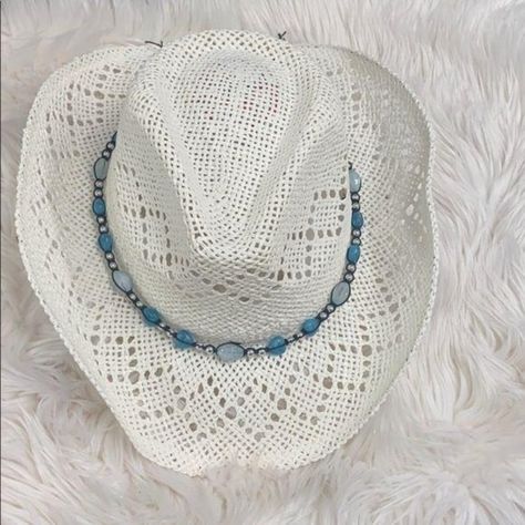 White Beaded Cowboy Paper Hat Features: White Color/Aqua Beaded Detail/Shapable Brim/Paper 100% Size: Womens Os Condition: New With Tags #0733 R-004 Western Prom, Bass Pro Shop Hat, Leopard Print Beanie, Beaver Hat, Hat Decor, Cadet Hat, Noah Kahan, Flapper Hat, Wool Fedora Hat