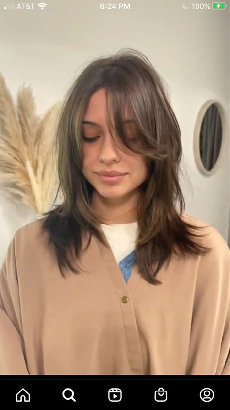 Round Face Haircuts Low Maintenance, Medium Short Hair With Face Framing Layers, Mid Length Lob With Curtain Bangs, Face Framing Layers Shag, Mid Length Shag Straight Hair, Shaggy Hair Shoulder Length, Messy Face Framing Layers, Straight Hair Cuts Round Face, Cheekbone Layers Hair