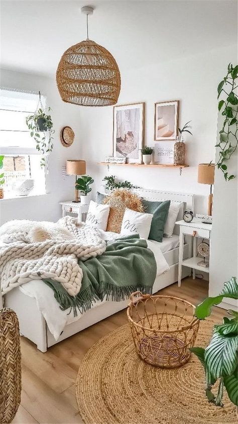 Creative Bedroom, Relaxing Bedroom, Themed Bedroom, Boho Bedroom Decor, Bedroom Refresh, Bedroom Boho, Master Bedrooms Decor, Room Inspiration Bedroom, Bedroom Aesthetic