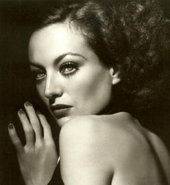 Joan Crawford Deluxe Suite: JOAN ... Hollywood Aktrisleri, Klasik Hollywood, George Hurrell, Old Hollywood Glam, Classic Movie Stars, Hollywood Icons, Joan Crawford, Actrices Hollywood, Hollywood Glam