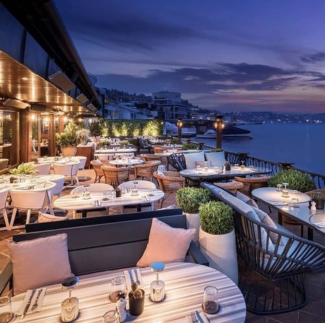 Best hotels in Istanbul | Istanbul Guides Best Hotels In Istanbul, Istanbul Luxury, Soho House Istanbul, Istanbul Trip, Hotels In Istanbul, Istanbul Guide, Istanbul Restaurants, Turkey Hotels, Kempinski Hotel