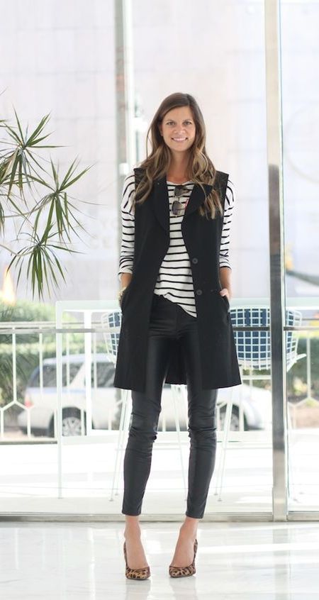 Long Vest Outfits For Women, Sleeveless Cardigan Outfit, Sleeveless Vest Outfit, Long Vest Outfit, Black Vest Outfit, Long Black Vest, Vest Outfits For Women, Chic Chic, Work Dresses For Women