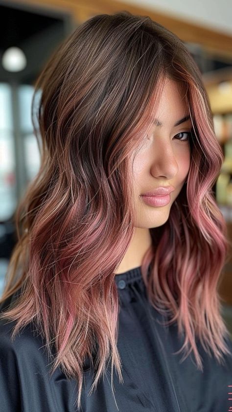 Brown And Rose Gold Hair, Brunette Hair With Pink, Brown To Pink Ombre Hair, Light Brown Hair With Pink Highlights, Chocolate Rose Gold Hair, Pink Balayage Brunette, Ideas For Dark Brown Hair, Two Tone Hair Color Ideas, Rose Brown Hair