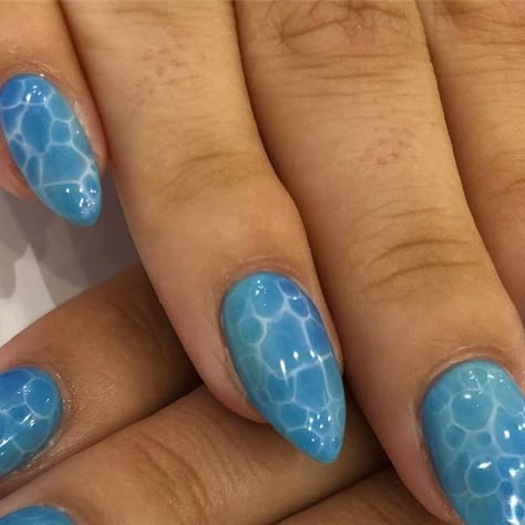 casey on Instagram: "swimming pools (drank) 💦" Blue And With Nails, Pool Inspired Nails, Bubble Inspired Nails, Swim Nails Designs, Ocean Inspired Nail Art, Swimming Nails Designs, Swimming Pool Nail Art, Ocean Beach Nails, Pool Water Nails Design