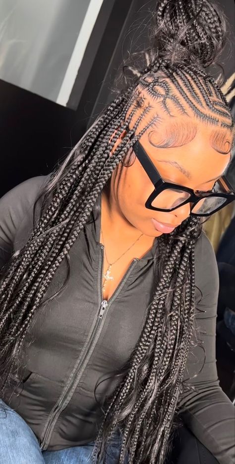 Braided Hairstyles For Black Women Cornrows, Feed In Braids Hairstyles, Box Braids Hairstyles For Black Women, Braided Cornrow Hairstyles, Quick Braided Hairstyles, Cute Box Braids Hairstyles, Protective Hairstyles Braids, Pretty Braided Hairstyles, Braids With Curls