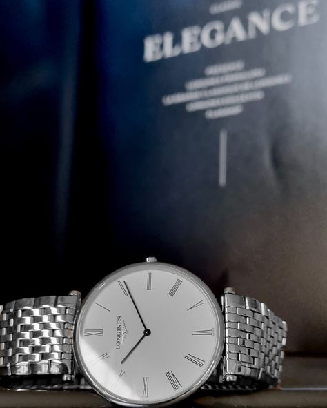 Launched in 1992, the La Grande Classique range is a symbol of Longines classic elegance and timeless sophistication. It stands out thanks to its slimline case and wide palette of versions. 🗝️ L47664116 Classic Elegance, Product Launch