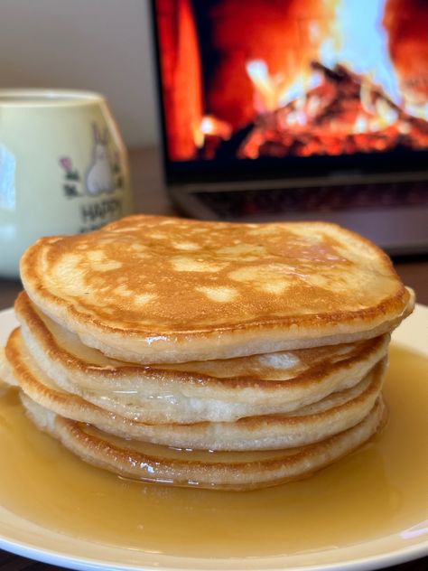 Pancakes | maple syrup | fall tea Maple Syrup Aesthetic, Syrup Aesthetic, Pancakes And Syrup, Flap Jacks, Food Dump, French Toast Waffles, Fall Tea, Mac And Cheese Bites, Pretty Desserts