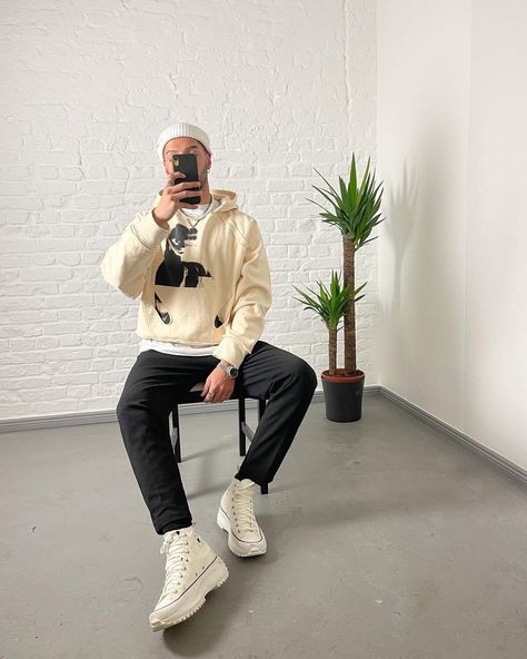 Justin Weiskirchen on Instagram: “check out @2144museum 🔥…” Fire Fits, Streetwear Outfit, Men Fashion, My Style, Trending Outfits, On Instagram, Clothes, Instagram, Art