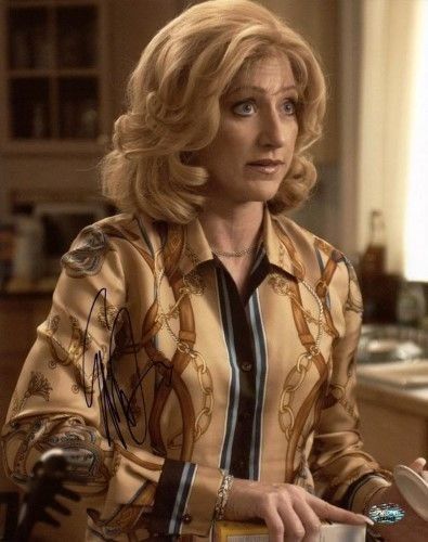 Sopranos Carmela, Carmela Soprano, Edie Falco, Wife Style, Tony Soprano, The Sopranos, The Mob, Mob Wives, Girl Celebrities