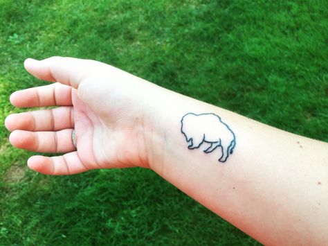 Buffalo Silhouette Tattoo, Buffalo Bills Tattoo For Women, Tiny Buffalo Tattoo, Bison Tattoo Simple, Buffalo Outline Tattoo, Small Bison Tattoo, Buffalo Tattoo Ideas Feminine, Buffalo Bills Tattoo Ideas, 716 Tattoo