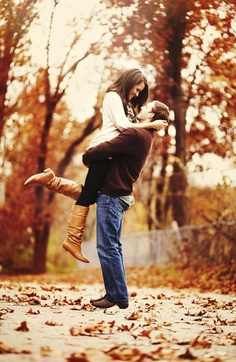 Love when the guy picks his girl up! So cute! Month Anniversary, Fall Engagement Pictures, Shotting Photo, Engagement Photos Fall, Engagement Poses, Foto Poses, Fall Photoshoot, Wedding Engagement Photos, Photo Couple