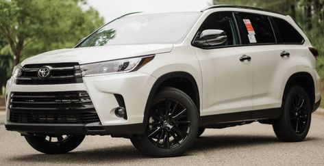 2017 Toyota Highlander, Wallpaper Tablet, Car Ideas, Toyota Highlander, Dream Garage, Black Edition, Dream Car, All Brands, Dream Cars