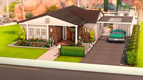 Oasis Springs Family Home, Sims 4 Bungalow House, Home The Sims 4, Sims 4 Family House, Sims Lots, Casas The Sims Freeplay, Beach House Flooring, Oasis Springs, Sims 4 Speed Build