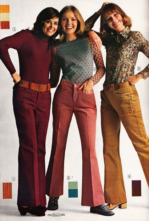 Moda Z Lat 70., 1970s Outfits, Moda Hippie, Mode Retro, 70s Clothing, 60s 70s Fashion, Outfits 70s, Fashion 70s, Mode Hippie