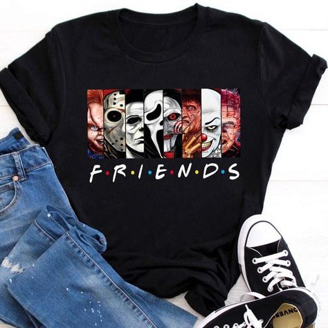 Halloween Friends, Rock Clothing, Friends T Shirt, Halloween Horror Movies, Gothic Grunge, Dream Outfits, Gothic Clothes, Rock Outfits, Poses Photography