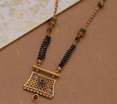 Top 20 Latest Antique Mangalsutra Designs (2023) Bridal Mangalsutra Designs, New Mangalsutra Designs Gold, Long Heavy Mangalsutra Designs Gold, Antique Mangalsutra Designs Gold, Antique Mangalsutra Designs, Mangalsutra Designs Gold, Antique Mangalsutra, Mangal Sutra, Black Beads Mangalsutra Design