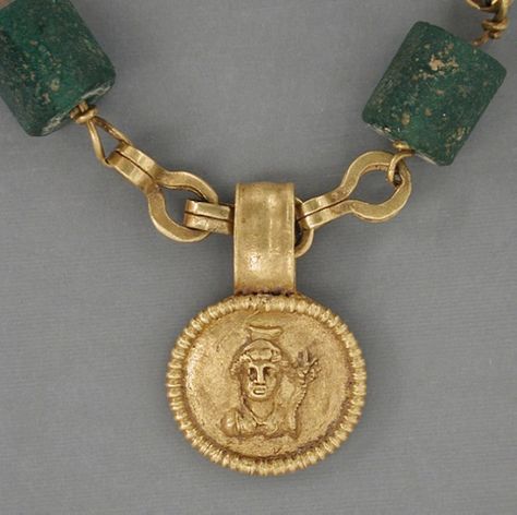 Gold Necklace with Medallion Depicting a Goddess | LACMA Collections Ancient Roman Jewelry, Ancient Egyptian Jewelry, Ancient Jewels, Roman Jewelry, Ancient Jewellery, Long Pearl Necklaces, Historical Jewellery, Medieval Jewelry, Egyptian Jewelry