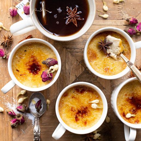 Crème Brûlée Recipe, Creme Brulee Recipe Easy, Creme Brulee Desserts, French Custard, Brulee Recipe, Creme Brulee Recipe, Desserts Menu, No Bake Snacks, Chai Spice