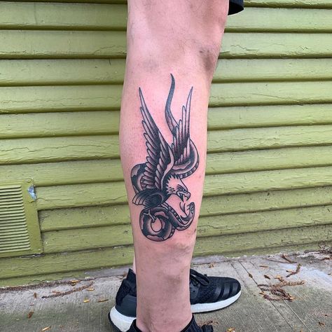 Jonathan Vallee on Instagram: “Eagle vs snake. Dm me for appts in portland ✊” Eagle Carrying Snake Tattoo, Eagle With Snake Tattoo, Eagle Snake Tattoo, Eagle And Snake Tattoo, Eagle Vs Snake, Eagle Snake, Eagle Tattoo, Traditional Tattoo Art, Snake Tattoo