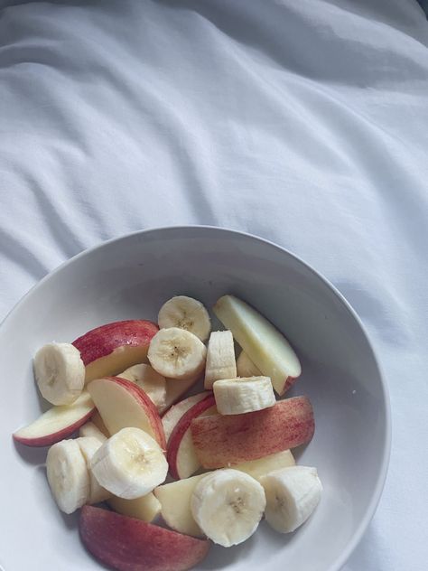 Snack Inspo Aesthetic, Apple Snack Aesthetic, Apples And Bananas, Apple And Banana, Snack Plate Aesthetic, Mousse Recipes Easy, Banana Diet, Banana Roll, Study Snacks