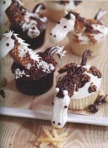 Horse Cupcakes, Horse Cake, Giraffes, Let Them Eat Cake, Cupcake Recipes, Cute Food, Cake Cookies, Eat Cake, Amazing Cakes