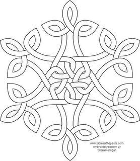 snowflake knot Celtic Coloring, Celtic Quilt, Celtic Knot Designs, Celtic Patterns, Celtic Knotwork, Snow Flake, Paper Embroidery, Celtic Symbols, Celtic Art