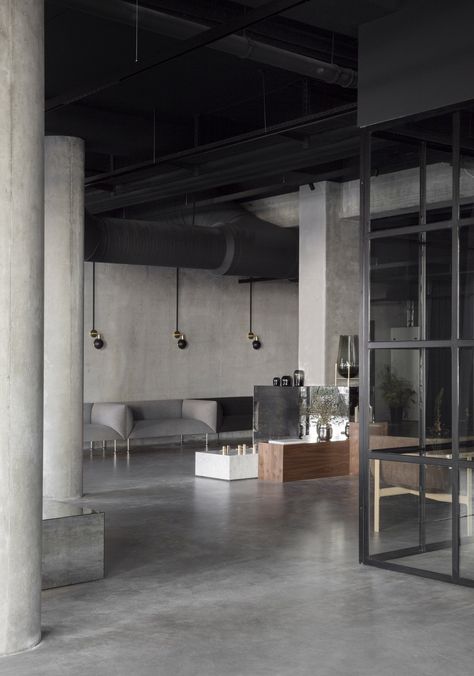 Interior Minimal, Loft Office, Concrete Walls, Minimal Furniture, Space Copenhagen, 카페 인테리어 디자인, Norm Architects, Furniture Showroom, Minimalism Interior