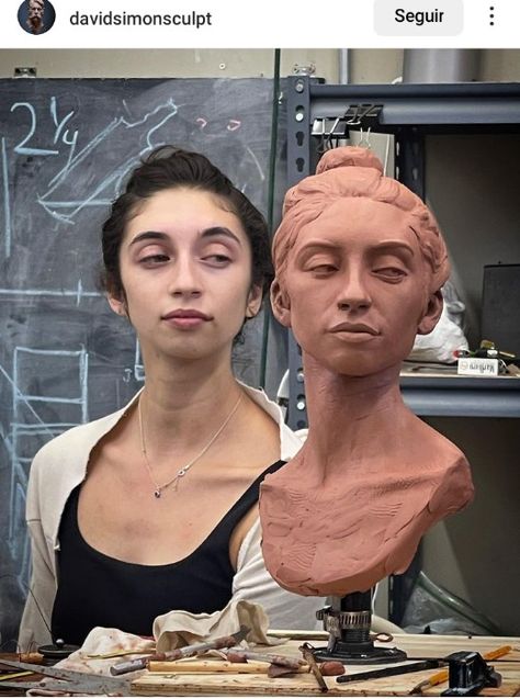 Expressive Sculpture, Clay Bust, Arte Obscura, Hair Color Ideas, Art Inspiration Drawing, Funky Art, Art Reference Photos, Art Reference Poses, Art Sketchbook