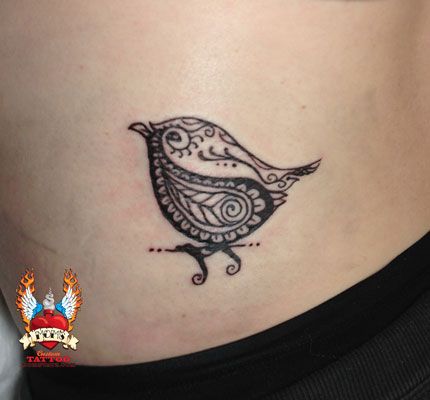 Wren Tattoo Design, Wren Tattoo Simple, Winter Wren Tattoo, Small Wren Bird Tattoo, Wren Tattoo, Lovebird Tattoo, Wren Line Drawing, Mockingbird Tattoo, Superb Fairy Wren Tattoo