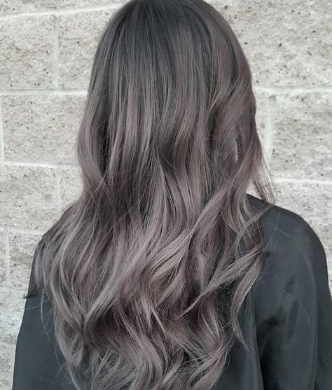 1,054 Likes, 29 Comments - Fanola Professional USA (@fanola) on Instagram: “REPOST @sammiiwang @kimnotkimmy @fanola_usa Root 6.1/ 1.10/10 vol End 6.1 /violet/blue…” Ash Gray Hair Color, Ash Grey Hair, Hair Color 2017, Brown Hair Inspiration, New Hair Color Trends, Trendy We Fryzurach, 2017 Hair Trends, Ash Brown Hair Color, Ash Hair