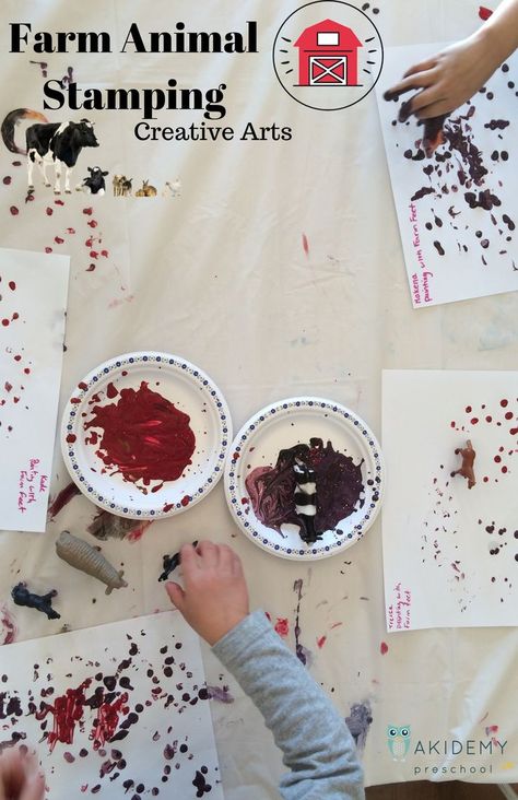 Materials: Paint, Farm animals, paper. Reggio Emilia Approach, Color By Number Printable, Animal Footprints, Farm Unit, Farm Projects, Footprint Art, Reggio Emilia, Childhood Education, Early Childhood Education