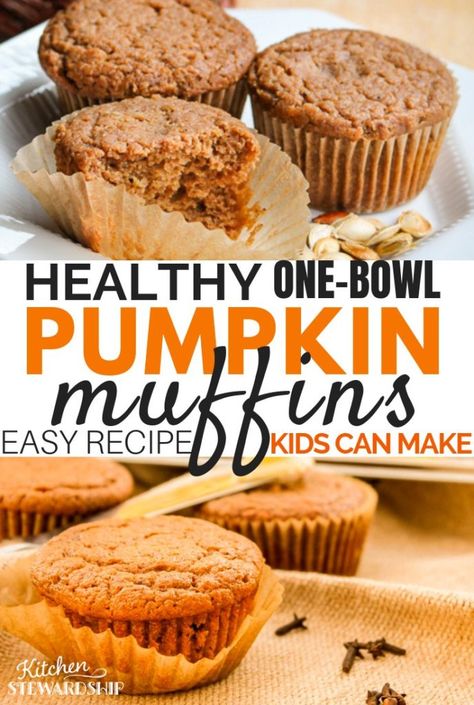 An easy fall favorite, this One-bowl Pumpkin Muffin Recipe is full of healthy upgrades! #cleaneatingrecipes #realfood Homemade Pumpkin Muffins, Moist Pumpkin Muffins, Healthy Pumpkin Muffins, Best Pumpkin Muffins, Chocolate Pumpkin Muffins, Pumpkin Muffins Easy, Muffins Healthy, Pumpkin Recipes Healthy, Pumpkin Muffin Recipes