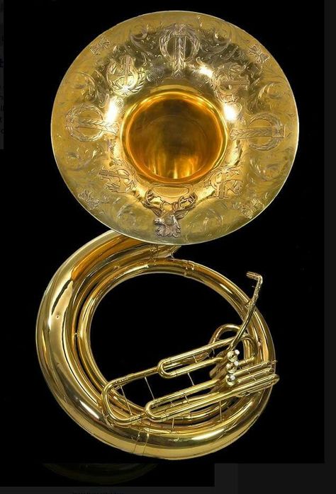 Very intricate brass work on this sousaphone Sousaphone Aesthetic, Sousaphone Art, Musical Academia, Touch Photography, Brass Musical Instruments, Beautiful Instruments, Brass Instrument, All Music Instruments, Brass Instruments