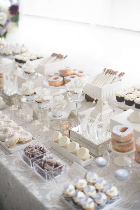 Modern Candy Table, Aesthetic Candy Bar, Modern Candy Bar, Cloud 9 Dessert Table, Sweet Table Wedding Elegant, Candy Bar Ideas For Wedding, White Party Aesthetic, Wedding Sweet Bar, Food Stations Wedding