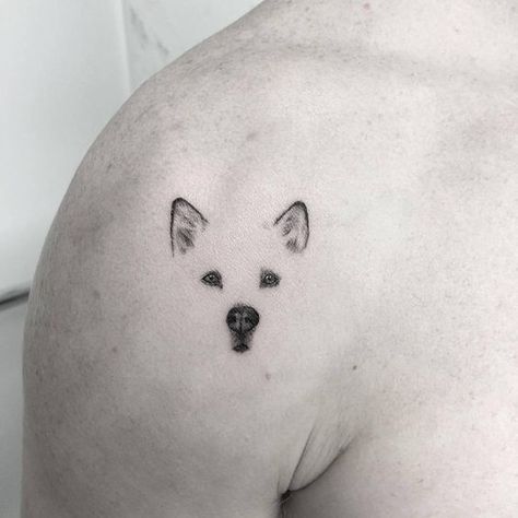 Husky Tattoo, Phönix Tattoo, Tattoo Shoulder, Initial Tattoo, Cool Tattoos For Guys, Cool Small Tattoos, Small Tattoos For Guys, Elephant Tattoos, Wolf Tattoos